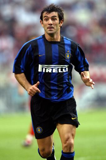 他虽然具备 他虽然具备