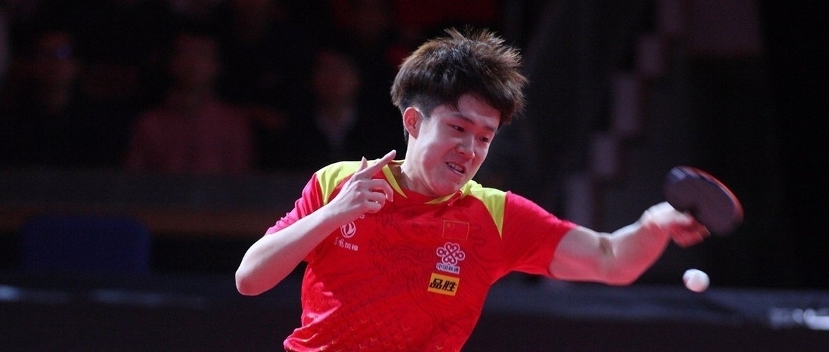 她在采访中 她在采访中