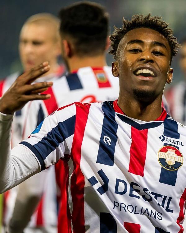 拿大队的持 拿大队的持