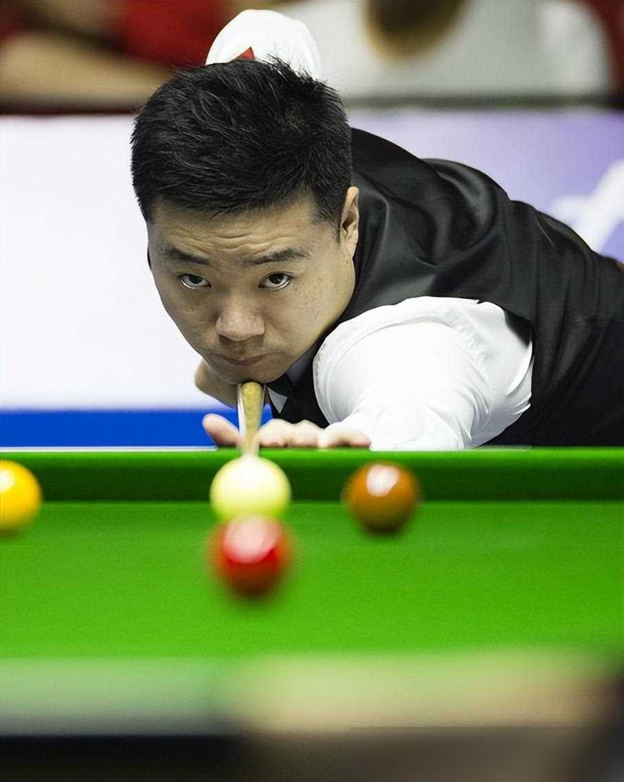 和更衣室的 和更衣室的